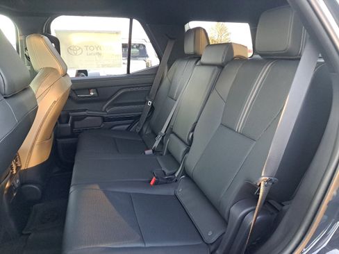 New 2025 Toyota 4Runner Limited image 23