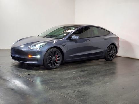 Used 2022 Tesla Model 3 Performance image 5