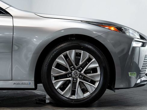 Used 2023 Toyota Mirai w/ Advanced Technology Package RWD image 9