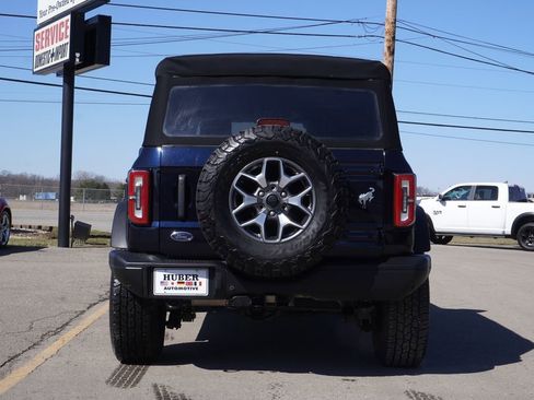 Used 2021 Ford Bronco Badlands image 6