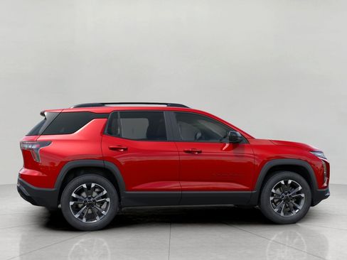 Used 2027 Chevrolet Equinox RS AWD/4WD image 5