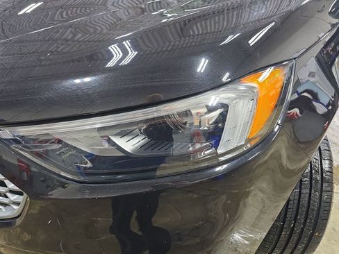 Used 2023 Ford Edge SEL w/ Convenience Package image 32