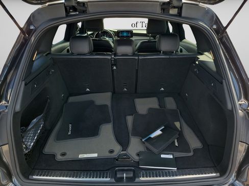 Certified 2022 Mercedes-Benz GLC 300 image 5