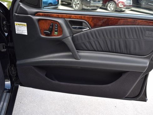 Used 1998 Mercedes-Benz E 320 Sedan image 49
