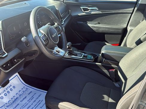 Used 2023 Kia Sportage LX image 26