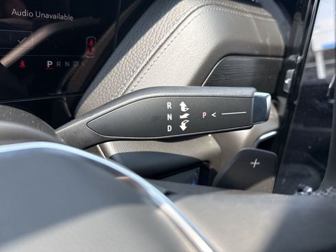 New 2026 GMC Yukon XL Denali w/ Denali Reserve Package AWD/4WD image 18