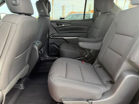 New 2026 Chevrolet Traverse LT w/ Midnight/Sport Edition image 6