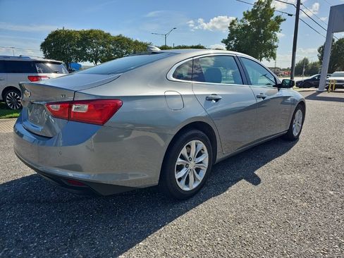Used 2025 Chevrolet Malibu LT FWD image 4