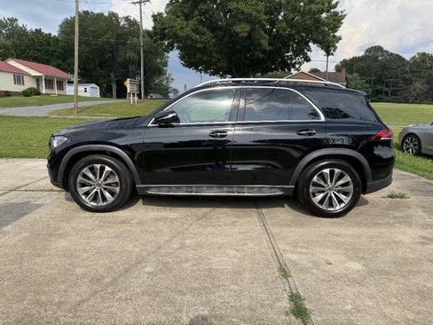 Used 2021 Mercedes-Benz GLE 450 4MATIC image 4
