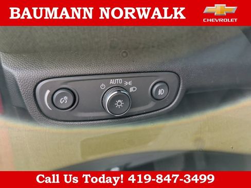 Used 2022 Chevrolet TrailBlazer RS w/ Sun and Liftgate Package AWD/4WD image 27