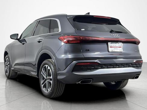Used 2025 Audi Q5 Premium w/ Convenience Package AWD/4WD image 3