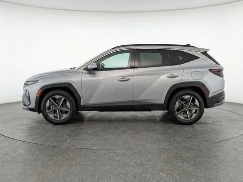 Used 2025 Hyundai Tucson SEL FWD image 5