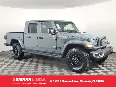 New 2025 Jeep Gladiator Sport image 1