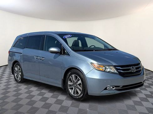 Used 2014 Honda Odyssey Touring image 1