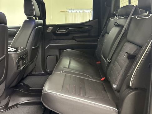 Used 2024 GMC Sierra 1500 AT4X image 25