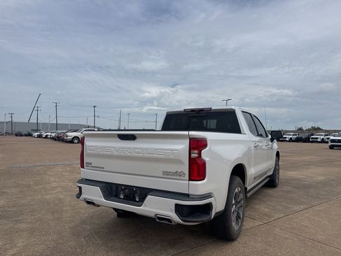 Used 2023 Chevrolet Silverado 1500 High Country w/ Technology Package AWD/4WD image 22