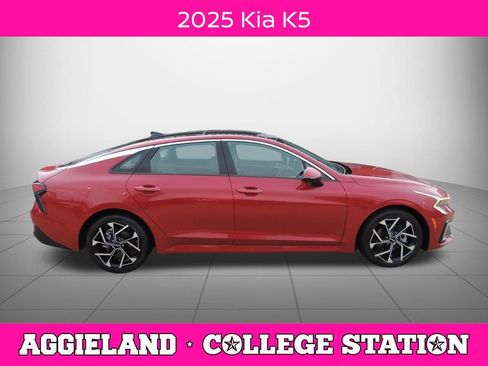 Used 2025 Kia K5 EX FWD image 2