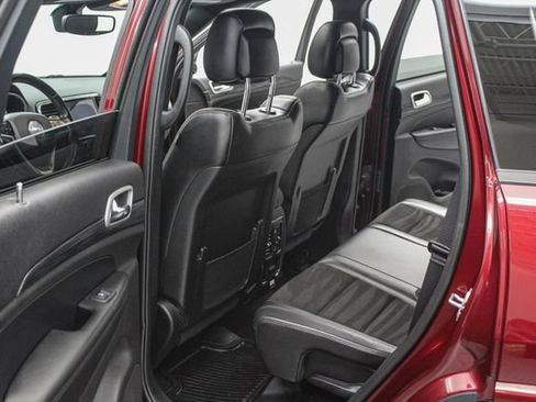 Used 2019 Jeep Grand Cherokee Altitude AWD/4WD image 20