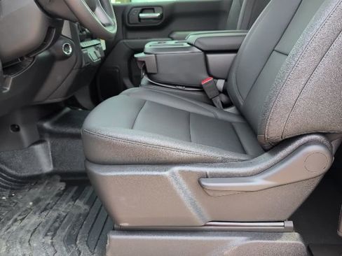 New 2026 Chevrolet Silverado 1500 W/T AWD/4WD image 7