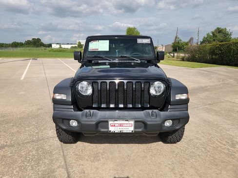Used 2023 Jeep Wrangler Unlimited Sport w/ Sun And Sound Package AWD/4WD image 11