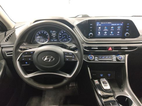 Used 2022 Hyundai Sonata SEL w/ Preferred Accessory Package FWD image 22