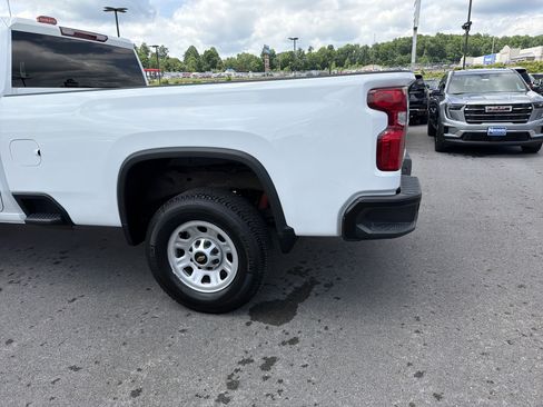 Used 2025 Chevrolet Silverado 2500 W/T w/ WT Convenience Package AWD/4WD image 8
