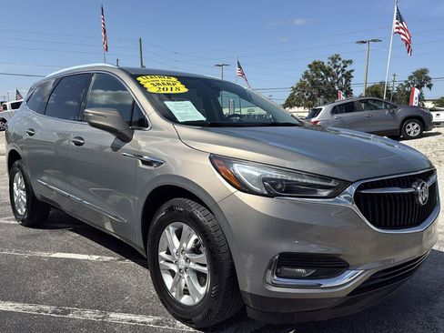 Used 2018 Buick Enclave Premium FWD image 7