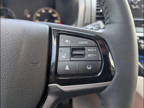Used 2025 Honda Odyssey Elite image 15