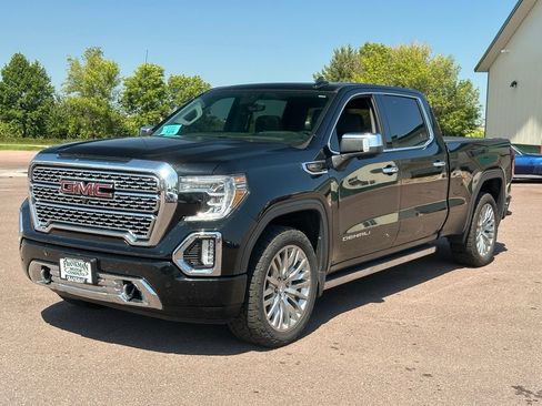Used 2019 GMC Sierra 1500 Denali w/ Denali Ultimate Package AWD/4WD image 4