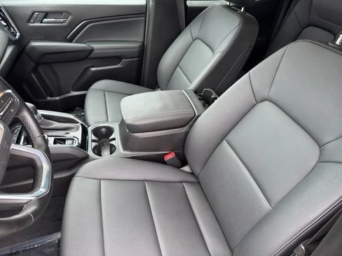Certified 2025 GMC Canyon Elevation w/ Convenience Package AWD/4WD image 6