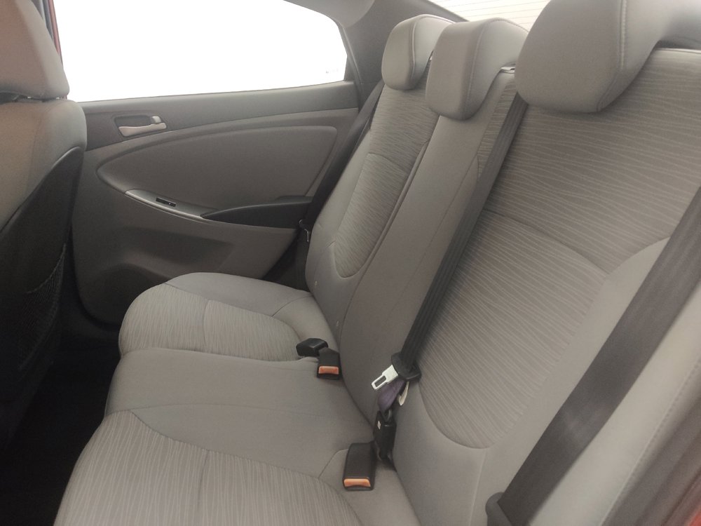 Used 2015 Hyundai Accent GLS FWD image 18