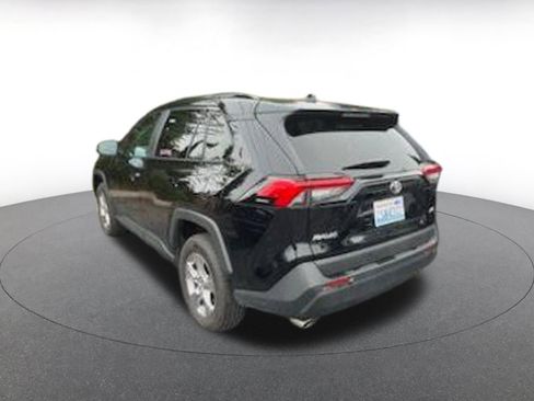 Used 2025 Toyota RAV4 XLE image 3