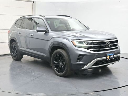 Used 2022 Volkswagen Atlas SE w/ Panoramic Sunroof Package AWD/4WD image 26