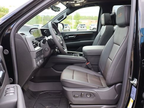 New 2026 Chevrolet Tahoe High Country AWD/4WD image 12