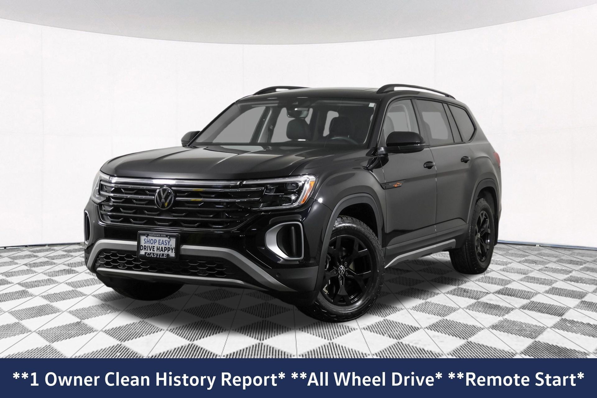 Used 2025 Volkswagen Atlas Peak Edition SE AWD/4WD image 2