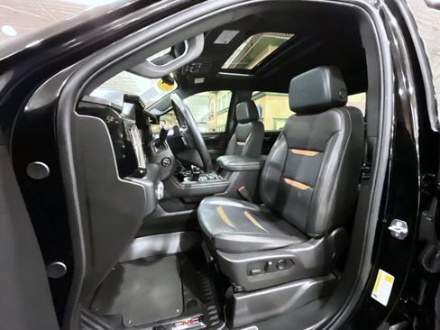 Certified 2024 GMC Sierra 1500 AT4 w/ Technology Package AWD/4WD image 10