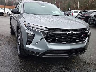 Used 2025 Chevrolet Trax RS w/ Driver Confidence Package