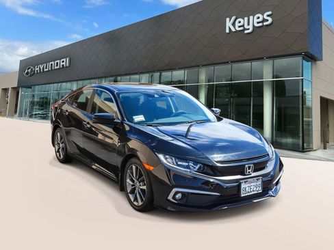 Used 2019 Honda Civic EX image 3