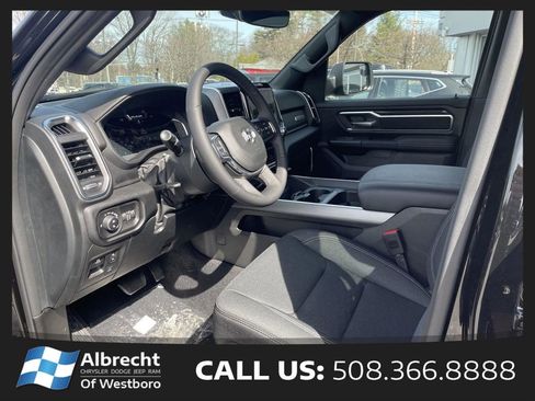 New 2026 RAM 1500 Big Horn AWD/4WD image 9