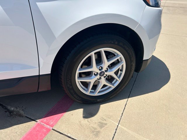 Used 2022 Ford Edge SEL AWD/4WD image 17