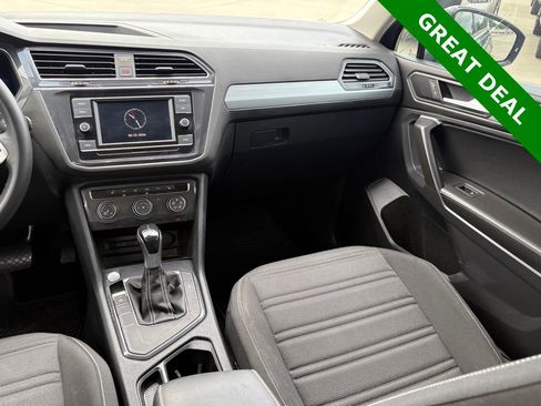 Used 2022 Volkswagen Tiguan S FWD image 12