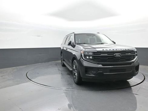 New 2026 Ford Expedition Max Platinum AWD/4WD image 2