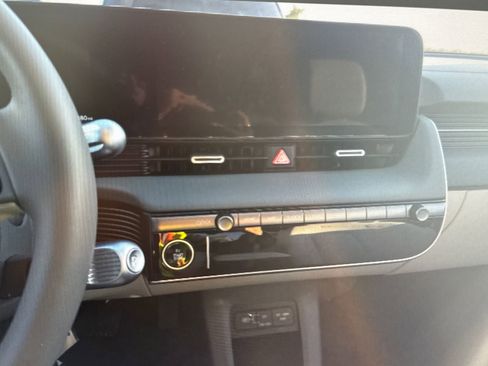 Used 2026 Hyundai Ioniq 5 Limited image 15