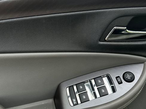 Used 2014 Chevrolet Impala LS w/ LS Convenience Package image 13