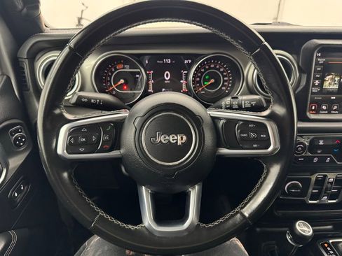 Used 2020 Jeep Wrangler Unlimited Sahara w/ Uconnect 4C Nav & Sound Group image 15