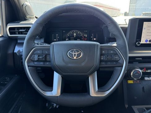 Certified 2025 Toyota Tacoma SR5 image 34