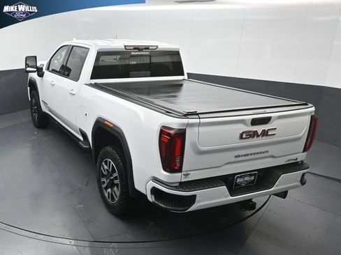 Used 2023 GMC Sierra 2500 AT4 w/ AT4 Premium Plus Package AWD/4WD image 13
