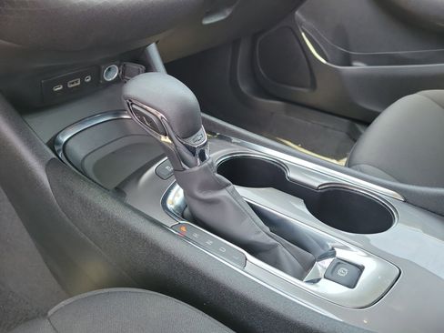 Used 2025 Chevrolet Malibu LT FWD image 22