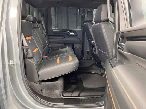 Used 2024 GMC Sierra 2500 AT4 w/ AT4 Preferred Package image 31