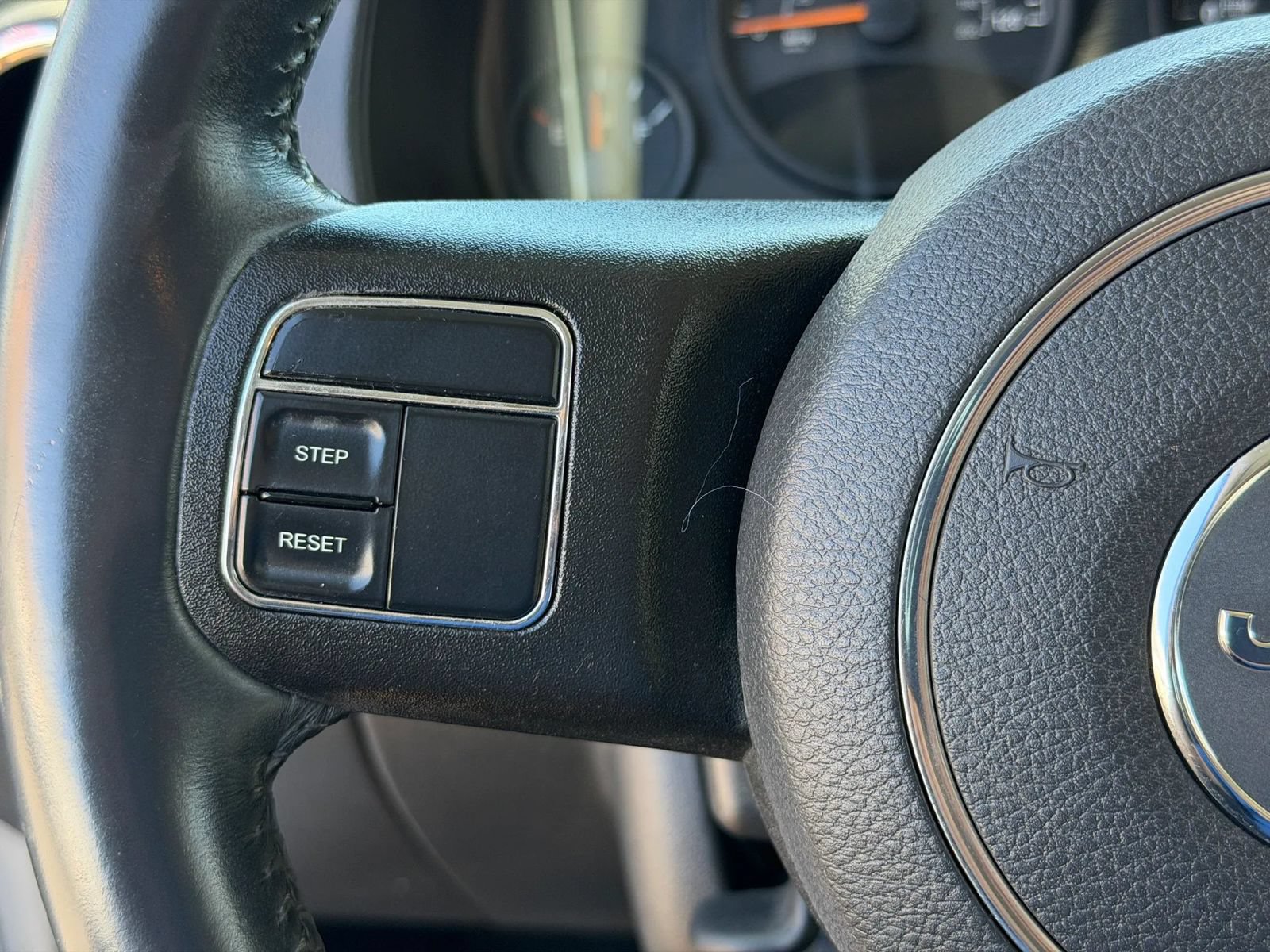 Used 2016 Jeep Patriot Latitude FWD image 36